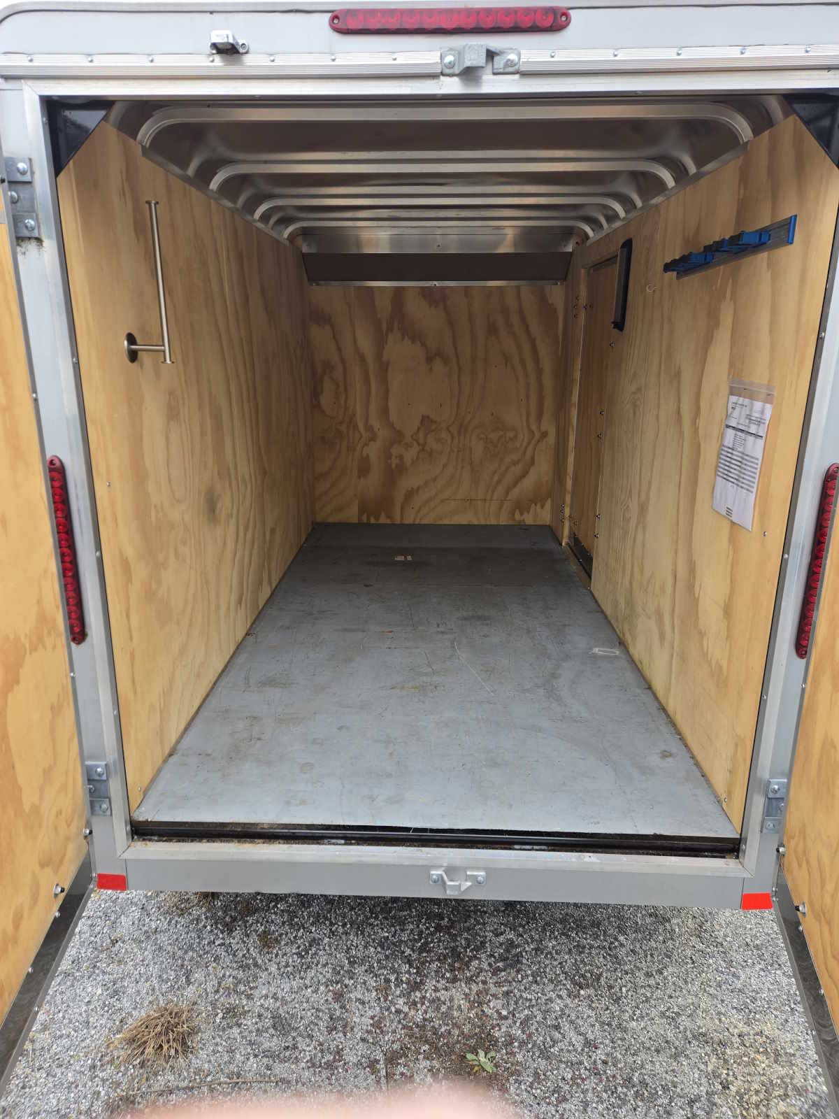 USED_01558_INTER.jpg USED_01558_INTER.jpg