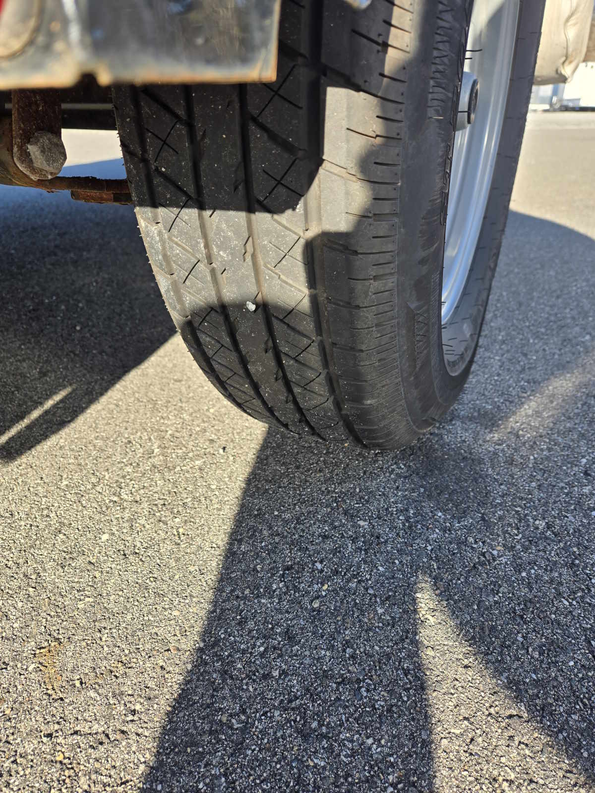 USED_84907_TIRE.jpg